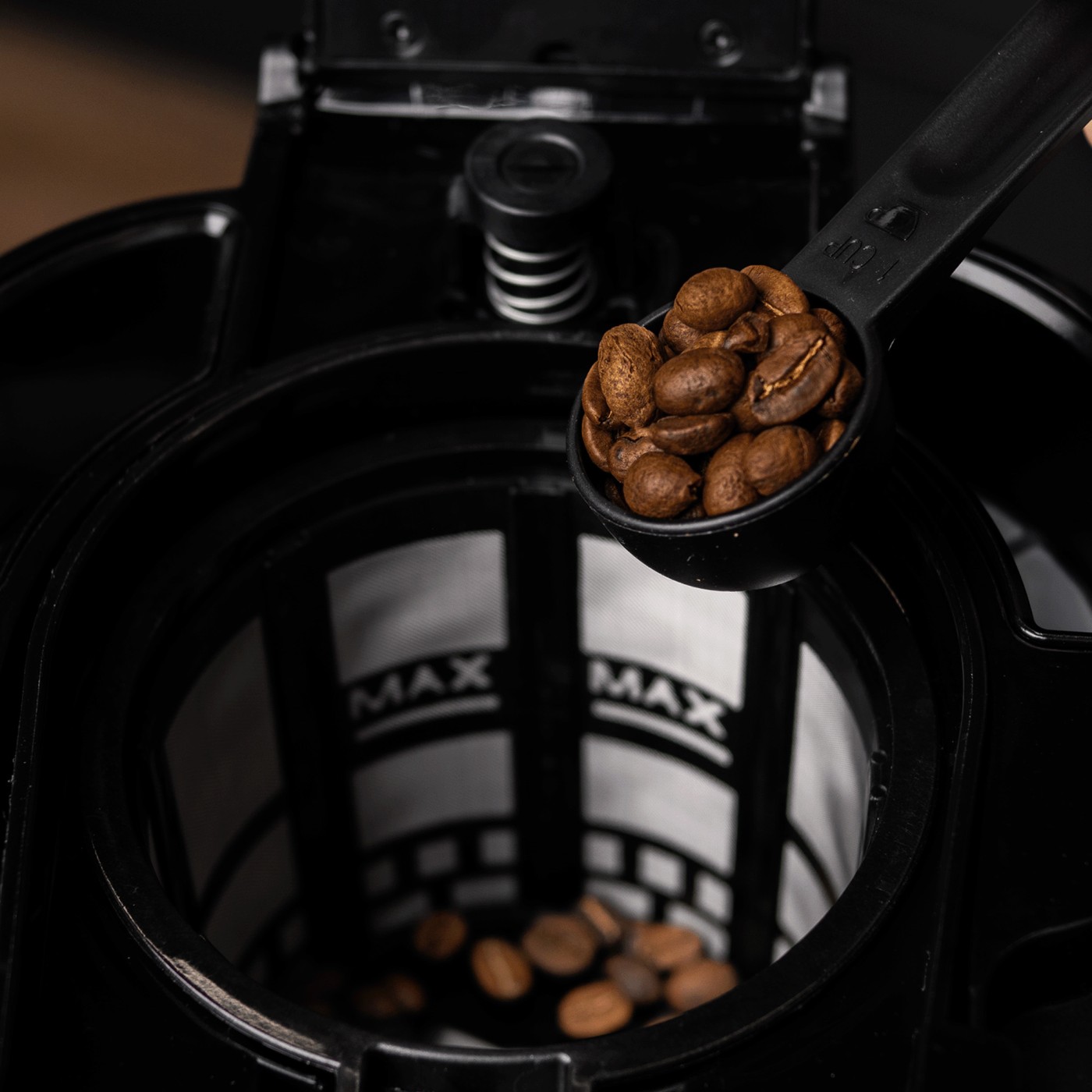 Drip coffee maker LCM-2203